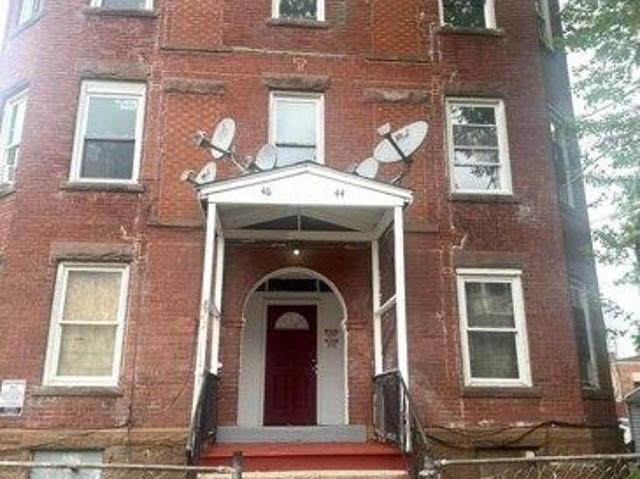 12 bedroom, Hartford CT 06114 105575496
