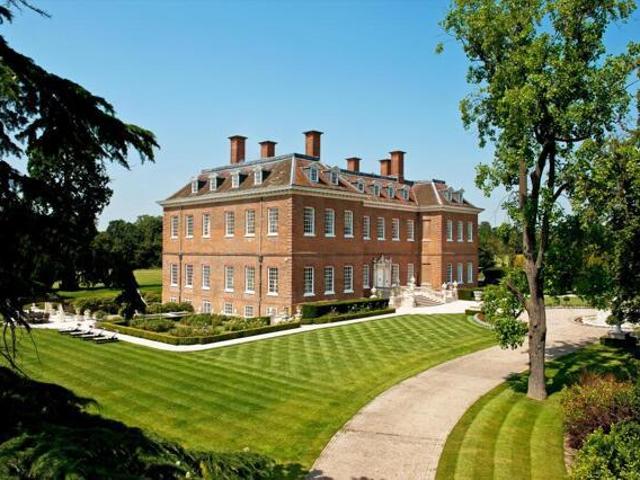 12 Bedroom House Denham Buckinghamshire 101025662