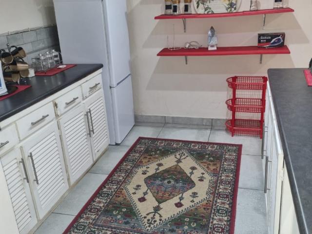 12 Bedroom House For Sale in Adelaide