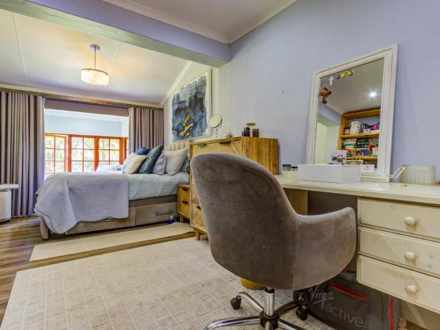 12 Bedroom House For Sale in Zesfontein AH