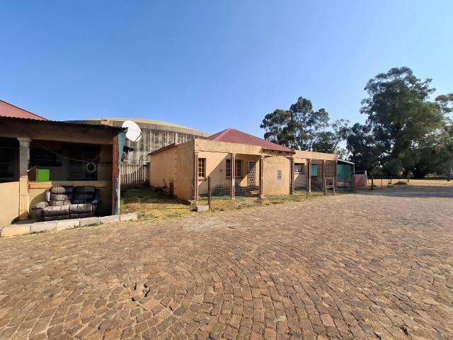 12 Bedroom House in Delmas Rural