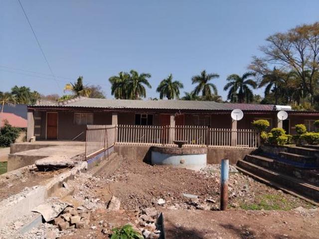 12 Bedroom House in Tzaneen Outlying