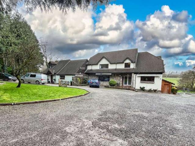 12 Bedroom House