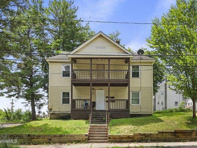 12 bedroom, Pittsfield MA 01201 105385827