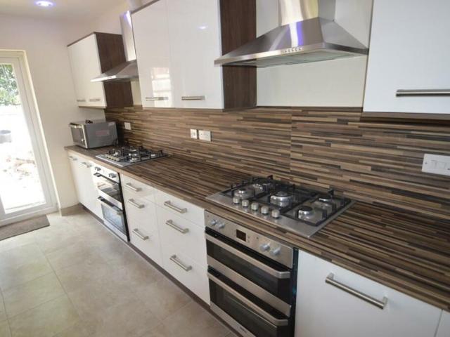 12 bedroom property to let in 99 Hubert Road All Bills Included £1,704 pw