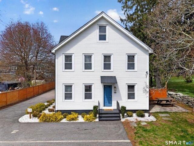 12 bedroom, Stonington CT 06355 105494431