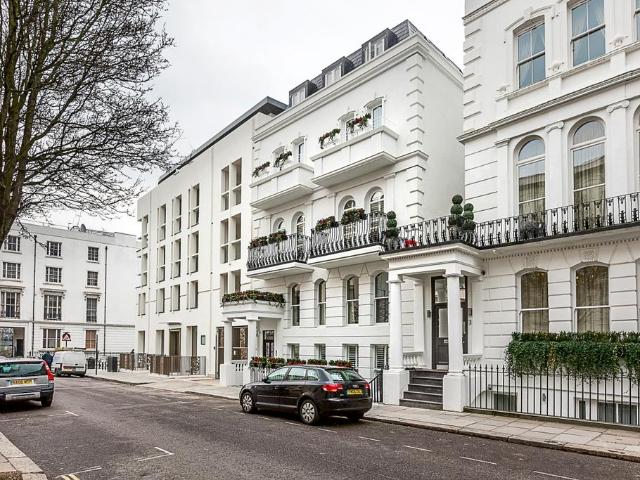 12 bedroom terraced house for sale