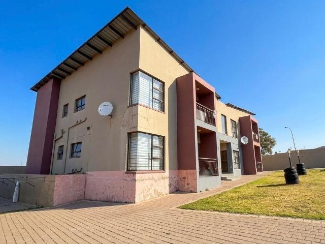 12 Bedroom Townhouse For Sale in Winchester Hills