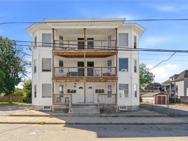 12 bedroom, Woonsocket RI 02895 104510854