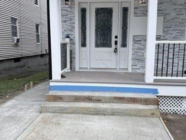 12 bedroom, Worcester MA 01607 105365630