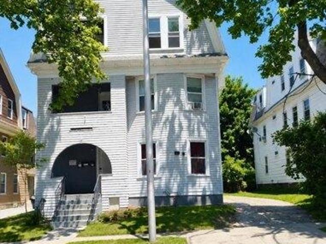 12 bedroom, Worcester MA 01610 104351471