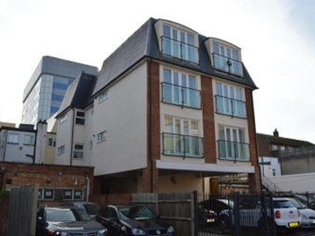 12 Bedrooms Block of flats for sale in Grove Parade, Slough SL1