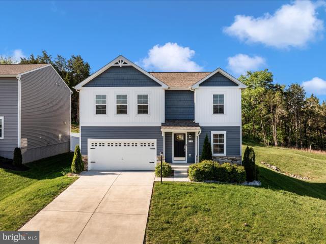12 Belmont Pl, Falling Waters, WV 25419 | MLS #WVBE2050