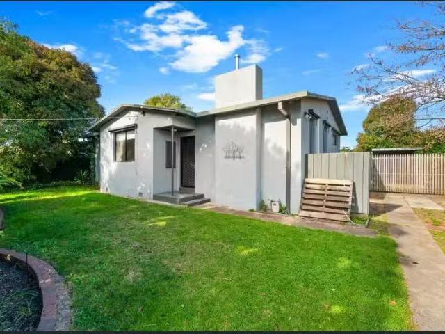 12 Bergen Crescent, SALE, VIC 3850 House for Rent