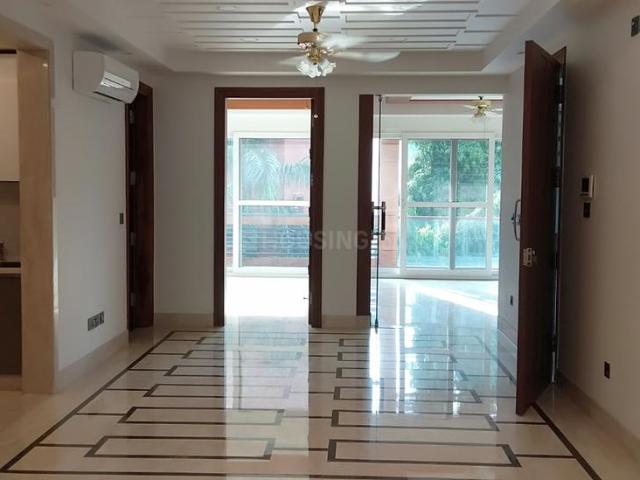 12 BHK Independent House in Defence Colony for resale New Delhi. The reference number is 21027040