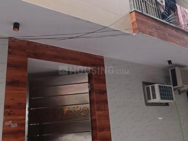 12 BHK Independent House in Laxmi Nagar for resale New Delhi. The reference number is 21253714