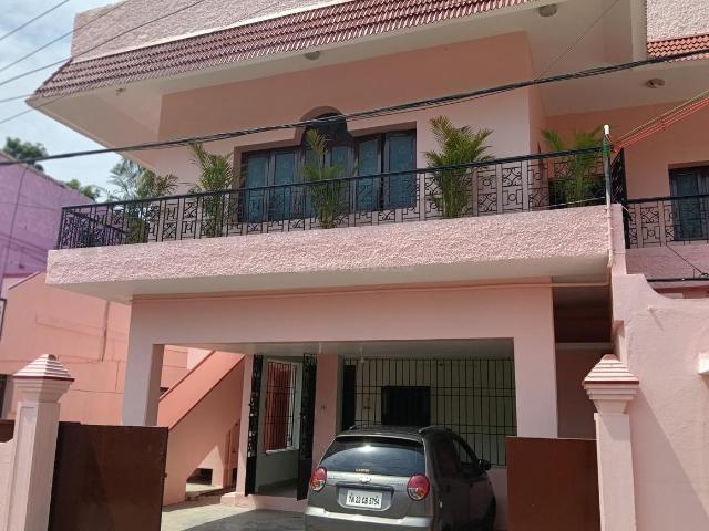 12 BHK Independent House in Meenambakkam for rent Chennai. The reference number is 21162140
