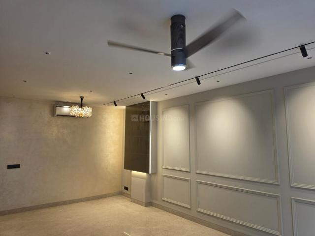 12 BHK Independent House in Sector 46 for resale Gurgaon. The reference number is 21129034