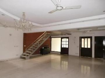 12 BHK Independent House in Sector 47 for rent Noida. The reference number is 20295016