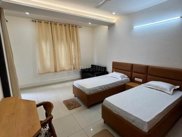 12 BHK Independent House in Sector 55 for resale Gurgaon. The reference number is 20574401