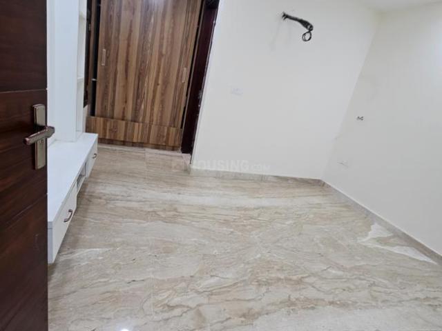12 BHK Independent House in Pitampura for resale New Delhi. The reference number is 20657336