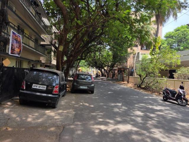 12 BHK Independent House in Tarnaka for resale Secunderabad. The reference number is 20682580