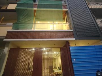 Ramprastha Society - Parking, Lift