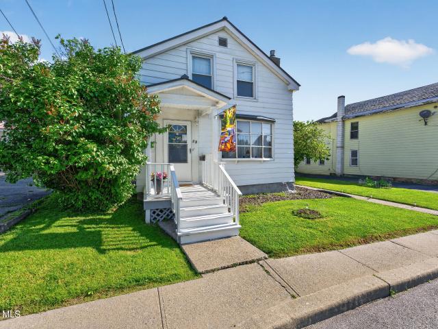 12 Boardman Street