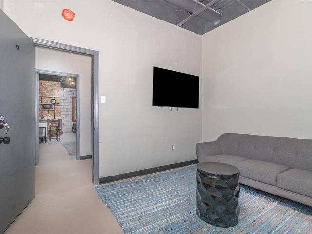 12 BR in Dallas