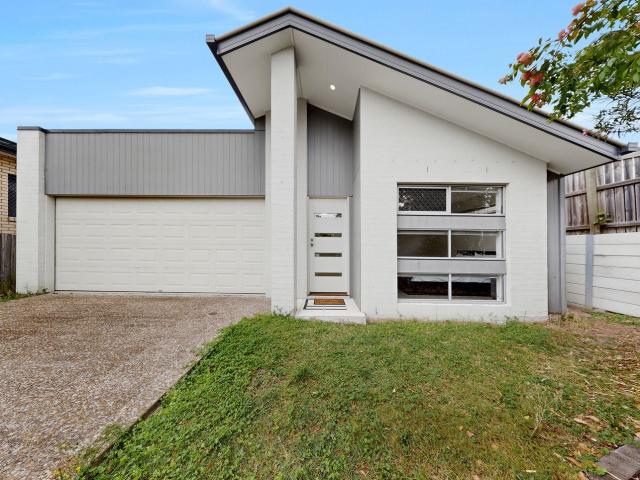 12 Bullock Street, SPRING MOUNTAIN, QLD 4300