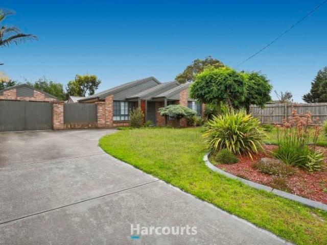 12 Cameron Way, Pakenham, VIC 3810