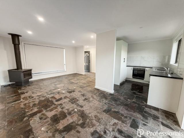 12 Carabeen CrescentAndrews Farm SA 5114, Australia