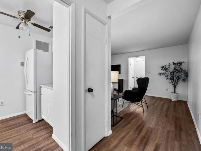 12 Cardor Court # 100