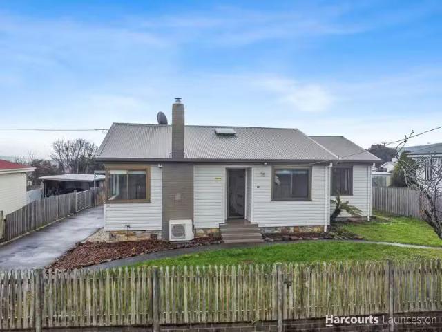 12 Carins Street, WAVERLEY, TAS 7250 House for Rent