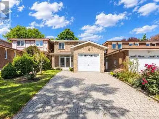 12 Charnwood Place, Markham, ON, L3T 5H3 house for sale Lis.