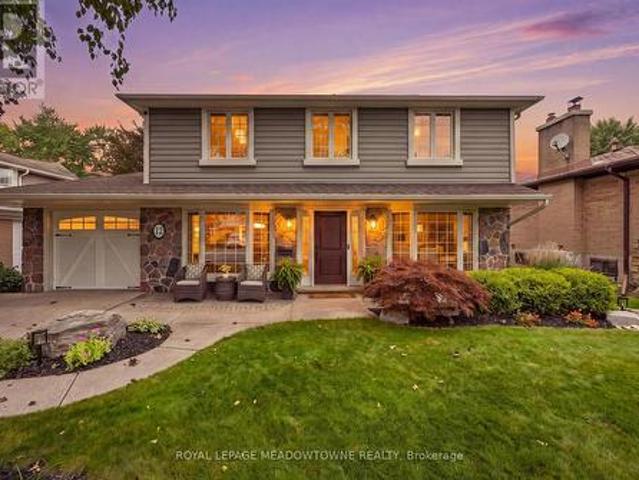 12 Cheltenham Court, Brampton, ON, L6W 1J3 house for sale | Listing ID W13796 | Royal LePage