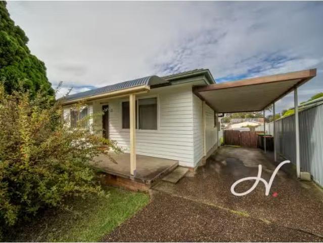12 Christie Road, Tarro House for rent Listed by Tayla Wilson.