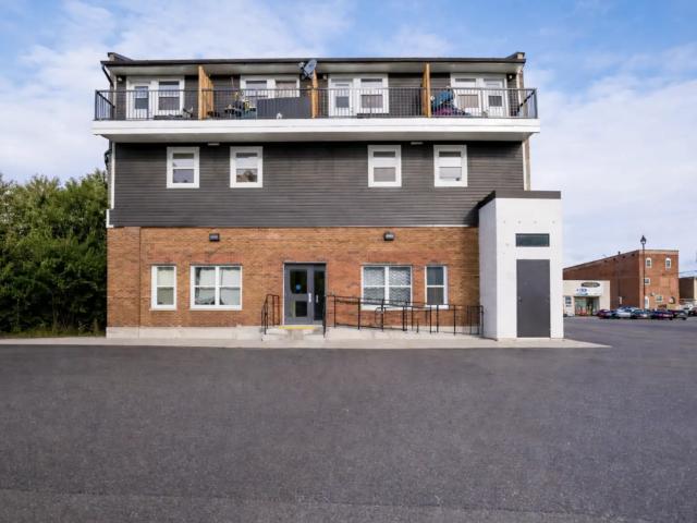12 Colborne St E, Orillia, ON L3V 1T3, Canada