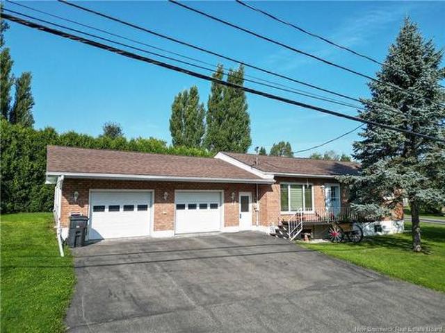 12 Colebrooke Rd, Grand Sault/Grand Falls, NB, E3Z 1A8 house for sale | Listing ID NB132170 | Royal LePage