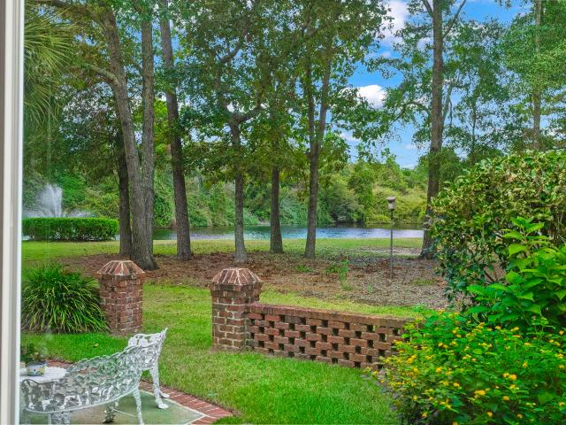 12 Courtyard Circle 12