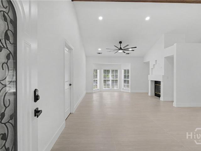 12 Cove Court