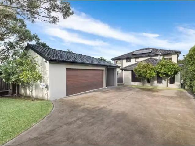 12 Cross Road, Burraneer House for rent Listed by Ursula Reye.