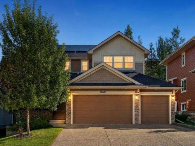 12 Crestridge Rise Sw, Calgary, AB, T3B 0M1 house for sale | Listing ID A2349 | Royal LePage