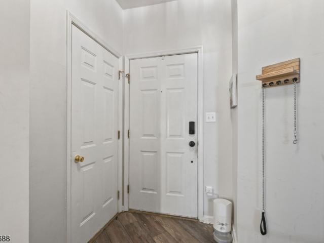 12 Cypress Ct