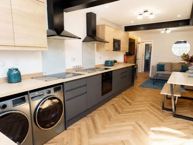 12 Dawlish Road B29, 5 bed shared accommodation to rent, £3,575 pcm | PrimeLocation