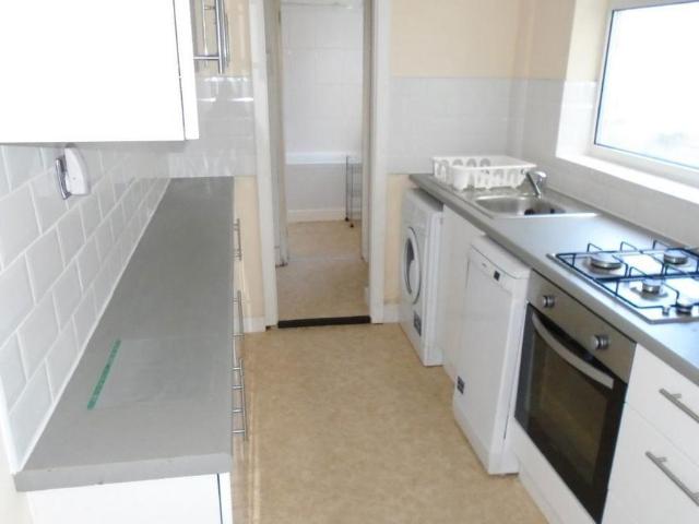 12 Dawlish Road, B29 7AE 3 bed house to rent £1,365 pcm £315 pw