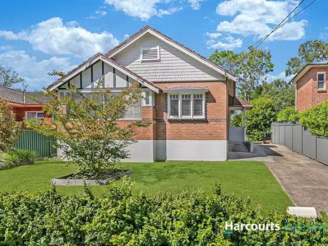 12 Dawson Avenue, Thornleigh, NSW 2120 House for Rent