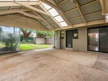 12 Desmond Road, Hackham, SA 5163