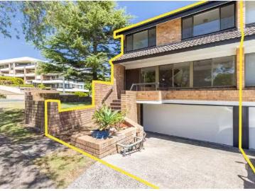 1/2 Donald Street, Nelson Bay Townhouse for rent Listed by Ka.