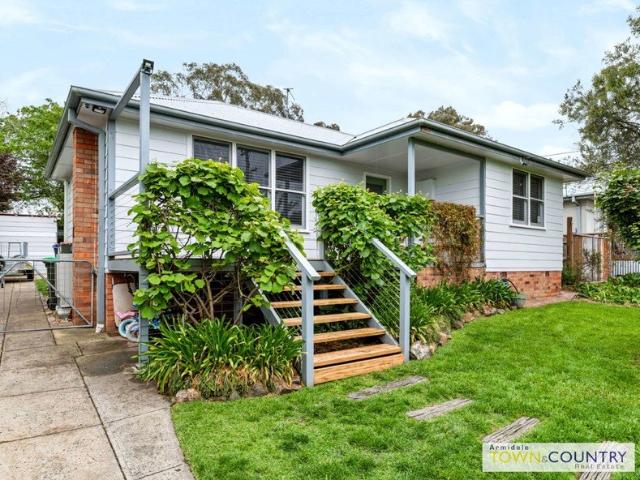 12 Douglas Street, Armidale